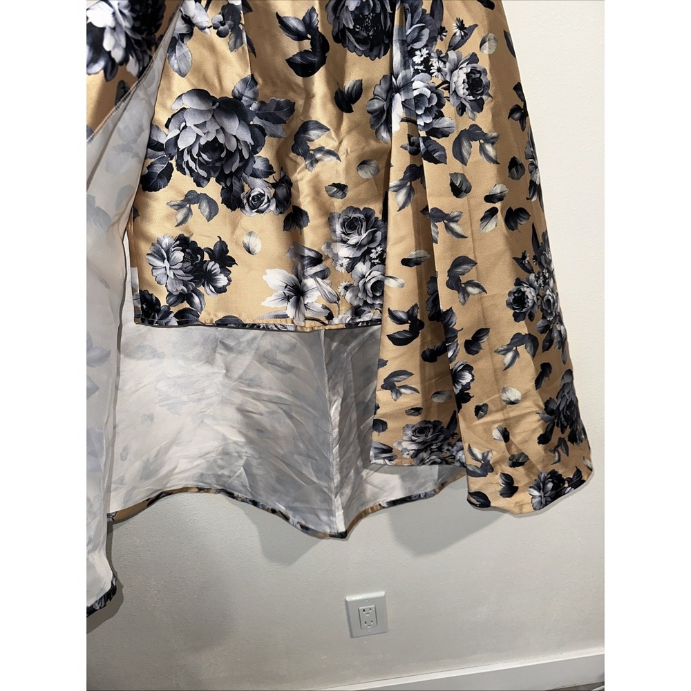 Jealous Tomato Blue /‎ Gold Floral Skirt  Size Small - Picture 11 of 11